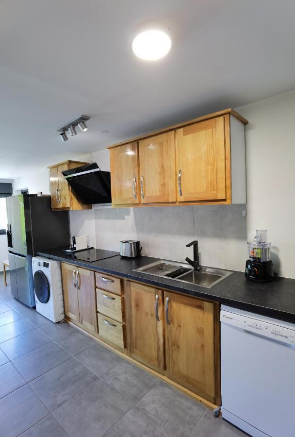 T3 - 100M2 - Residence Georgette Terre Sainte ภายนอก รูปภาพ